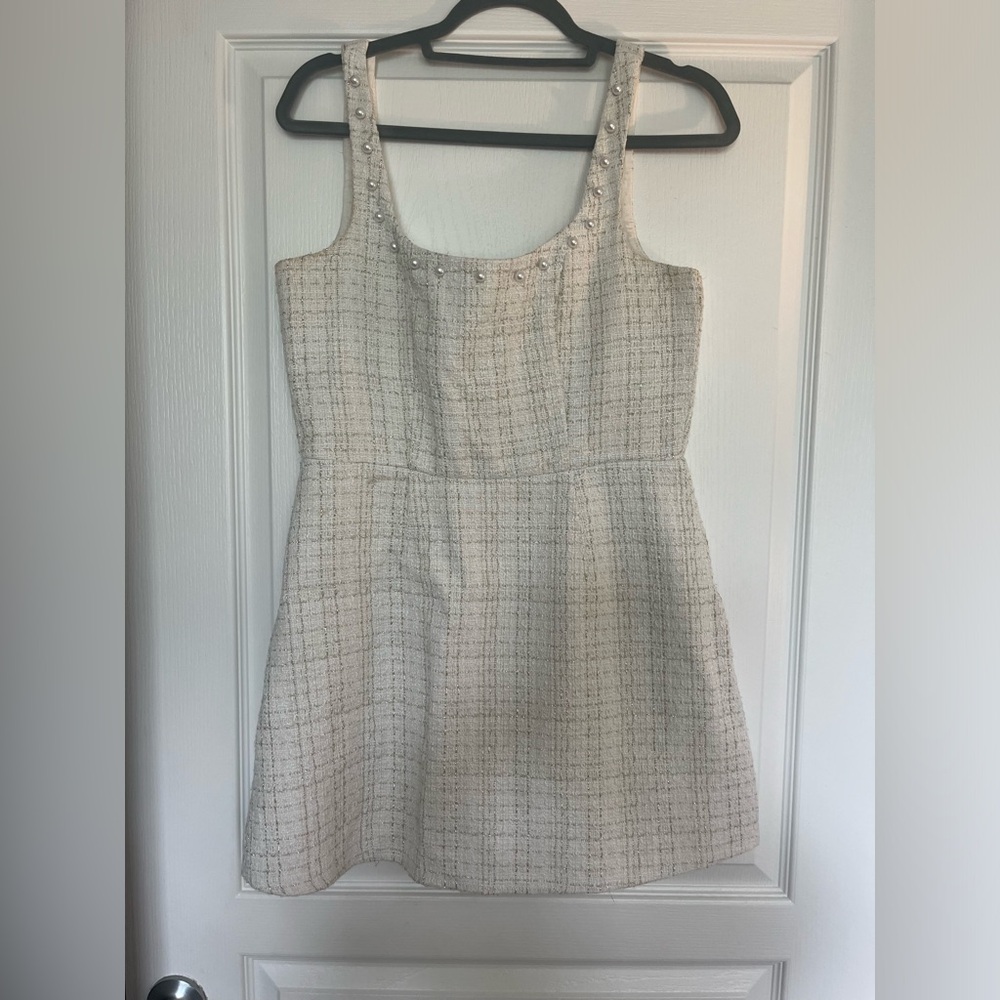 White dress with pearls